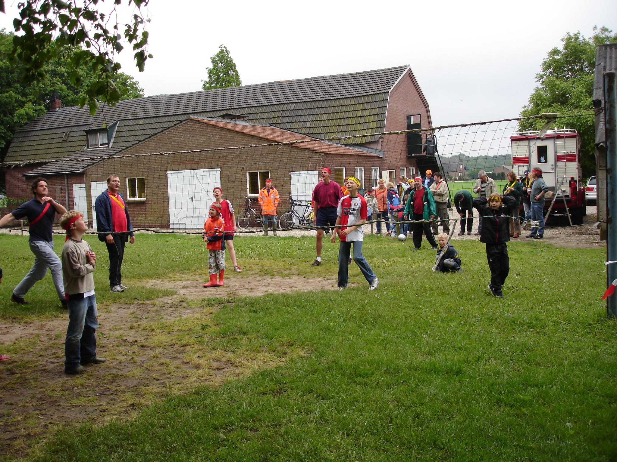 2006HWK 141.jpg
